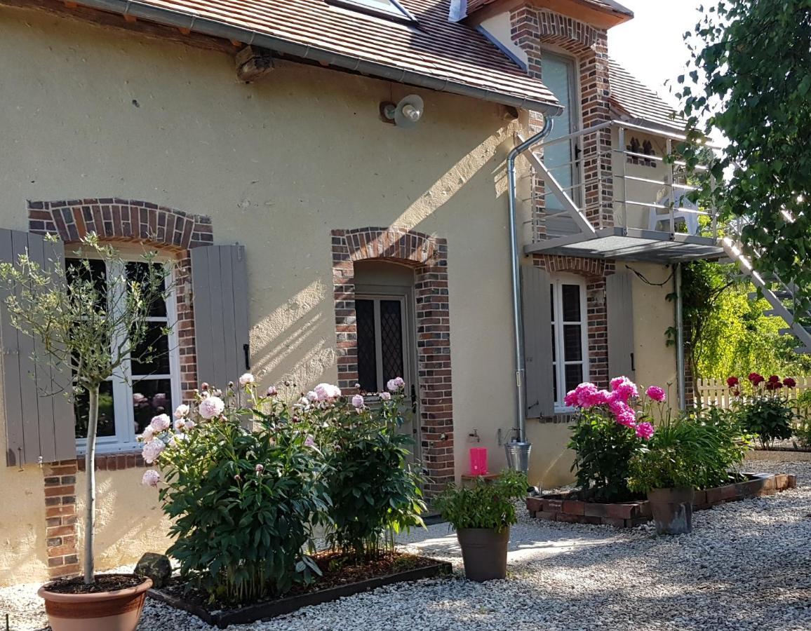 Magnolia54 Louesme Exterior foto